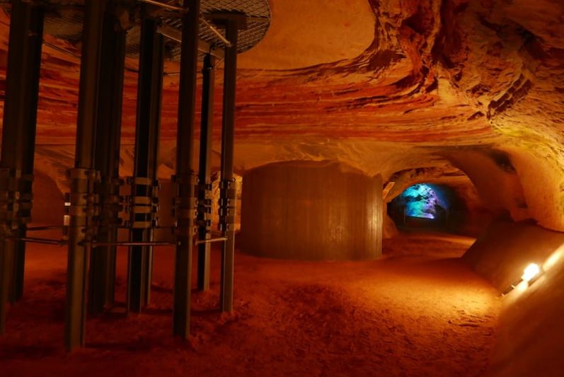 Die Schlossberghöhle im Saarland als eines der Reiseziele in Deutschland
