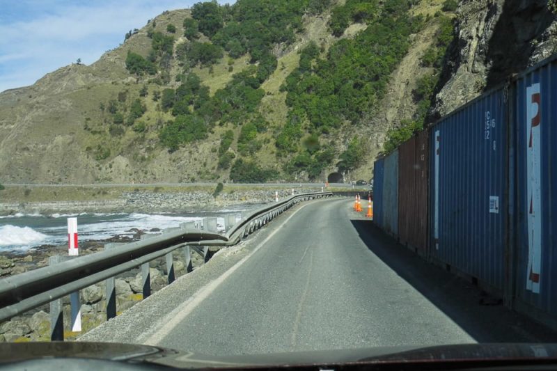 Baustelle nach Erdbeben bei Kaikoura mit dem Mietwagen in Neuseeland