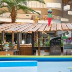 Poolbar im AquaMagis Schwimmbad