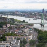 Blick auf die Rheinbrücken vom Triangle Köln