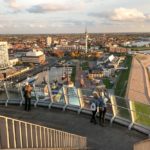 Zwei Etagen der Aussichtsplattform Sail City Bremerhaven Sehenswürdigkeiten