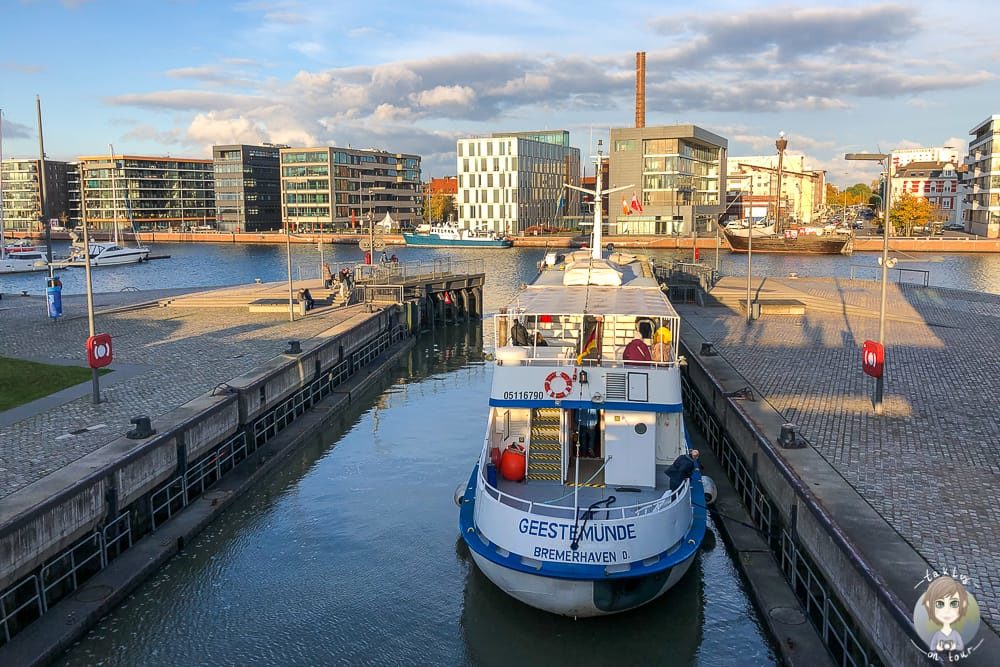 Schleuse Neuer Hafen einer der Bremerhaven Sehenswürdigkeiten
