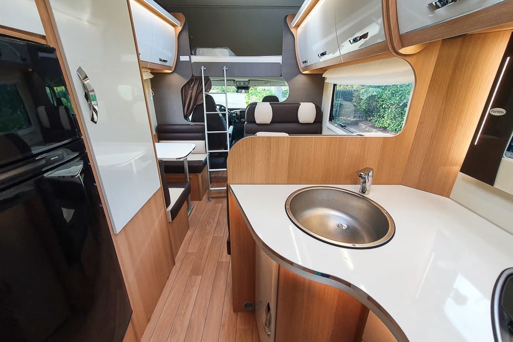 ForsterA699VB FamilyF4Plus Wohnmobil mieten mit Hund