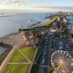 Nachmittags auf der Aussichtsplattform Sail City Bremerhaven Sehenswürdigkeiten