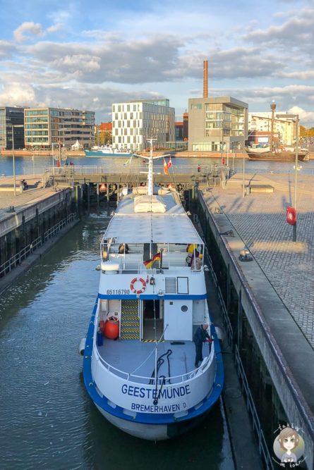Schleuse Neuer Hafen einer der Bremerhaven Sehenswürdigkeiten