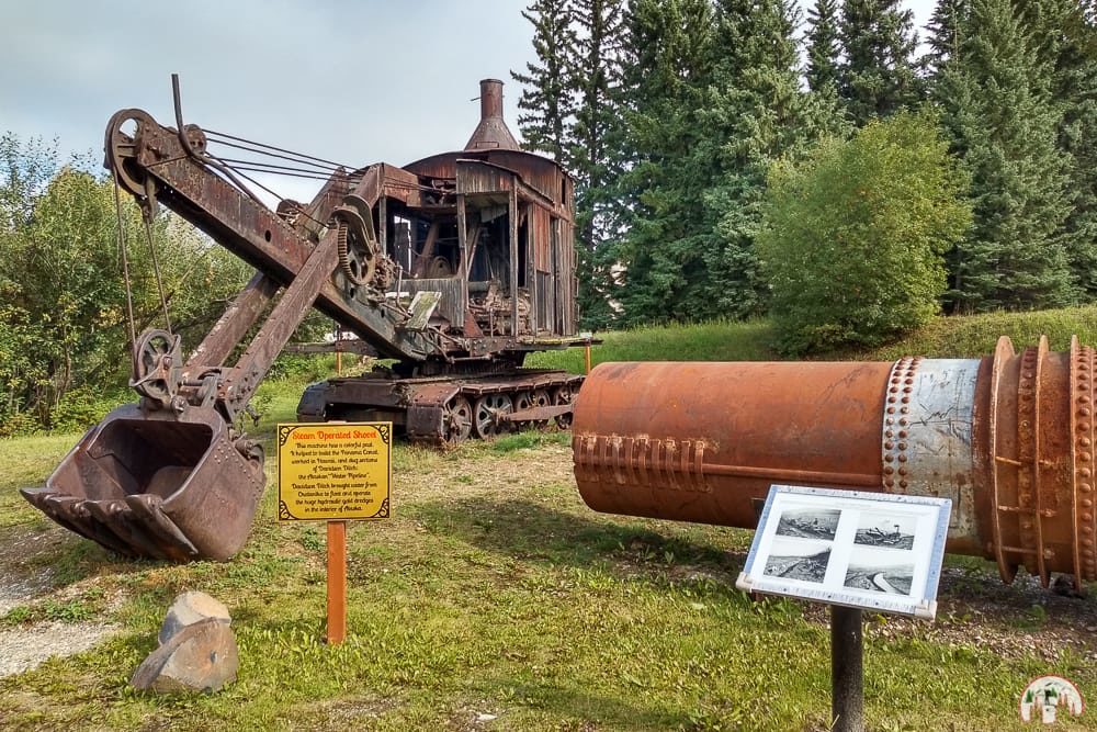 Dampfbetriebener Bagger vom Panamakanal nahe des Dalton Highway