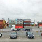 Mit dem Hafenbus in Bremerhaven zum Containerhafen