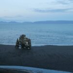 Blick auf den Hvitserkur in Islands Norden