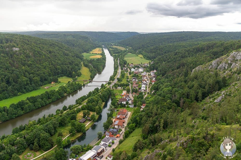 Traumhafte Aussicht von der Burgruine Randeck in Essing