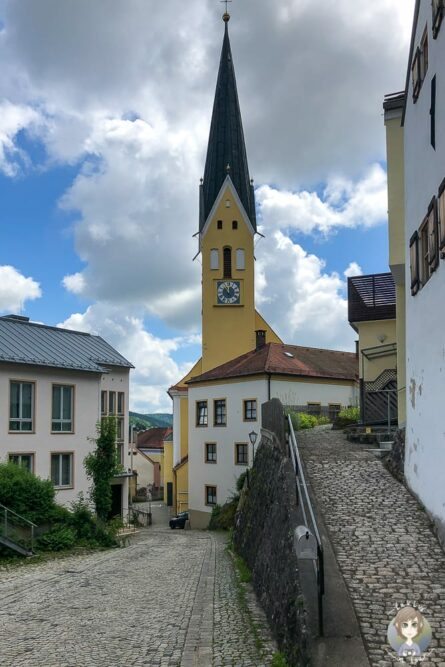 Die Kirche St. Johannes Baptist Riedenburg