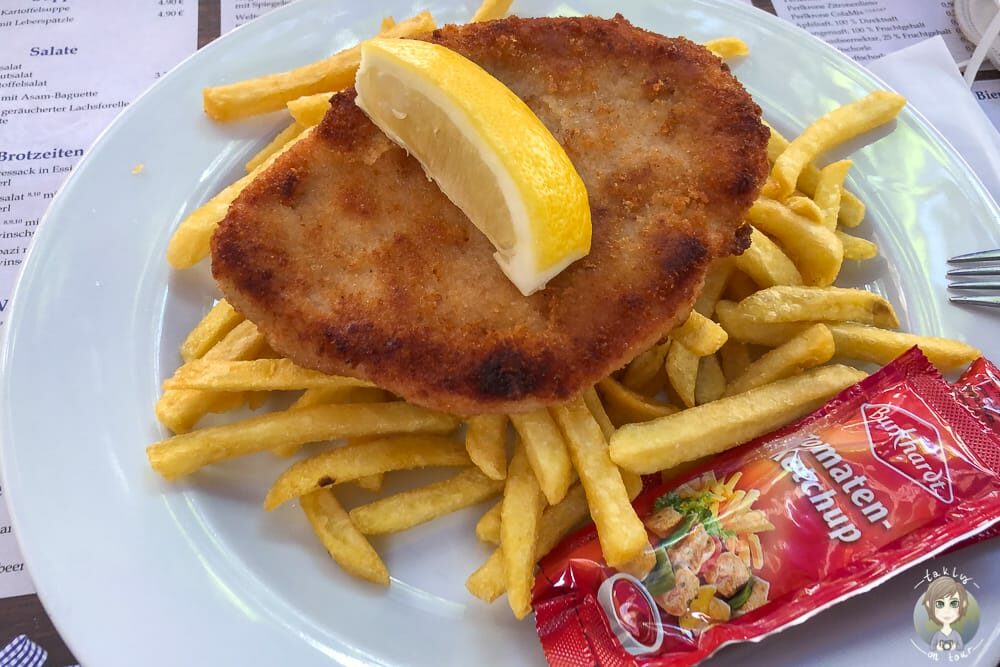 Schnitzel Wiender Art in der Klosterschenke Weltenburg