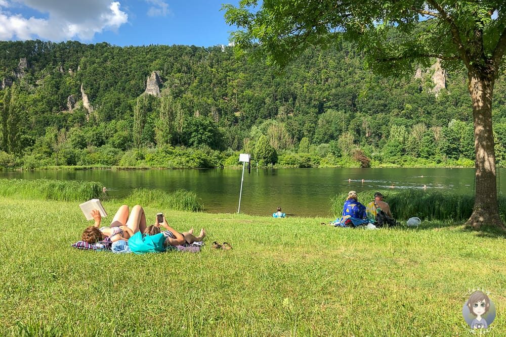 Liegewiese am St. Agatha Badesee in Riedenburg