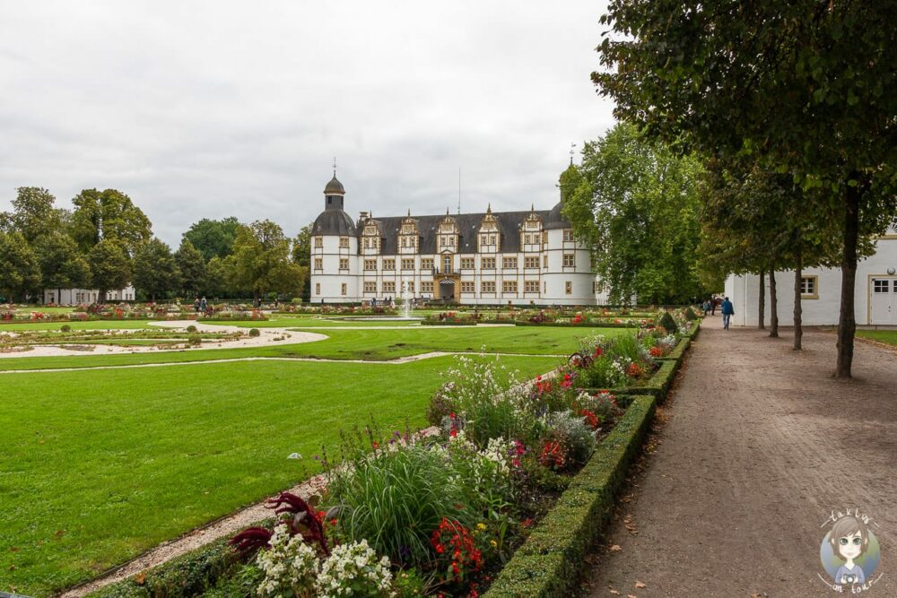 Schöner Anblick auf das Schloss Neuhaus