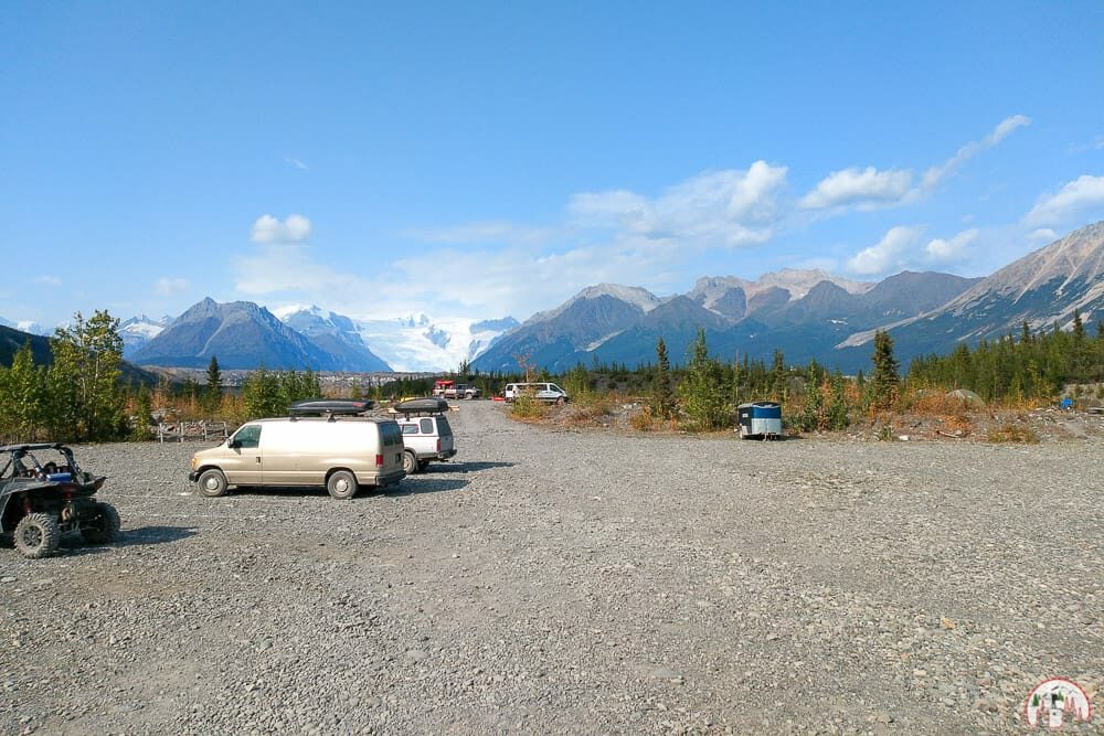 Parkplatz an der Mccarthy Road auf Alaska Roadtrip