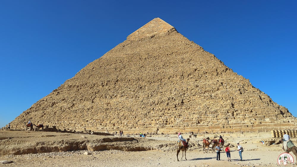 Die Chephren-Pyramide von Gizeh auf einer Ägypten Rundreise