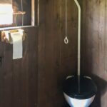Toilette auf dem Bauernhof von Wiesenbett
