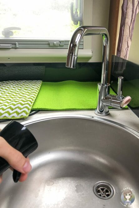 Küche putzen ohne Chemie mit mikiGreen Konzentrat