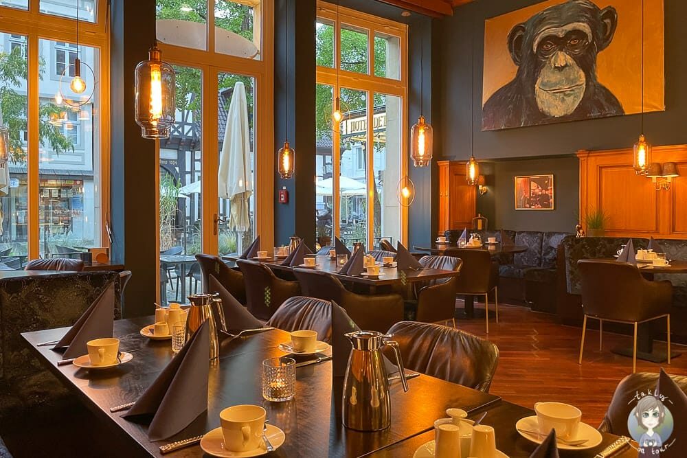 Bar und Frühstücksraum im Detmolder Hof