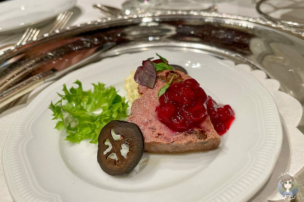 Essen im Germanenhof