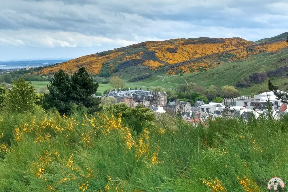 Holyrood Place und Calton Hill als Schottland Sehenswürdigkeiten