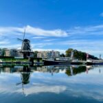 Blick auf den Fluss in Ommen in Vechtdal