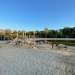 Schwimmteich mit Beach vom Camping Kleiner Wolf